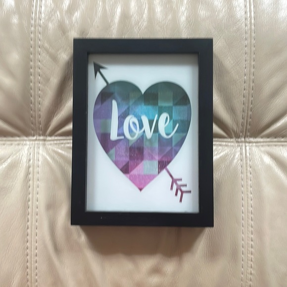 Shadow box decorative wall hanging. - Picture 1 of 3